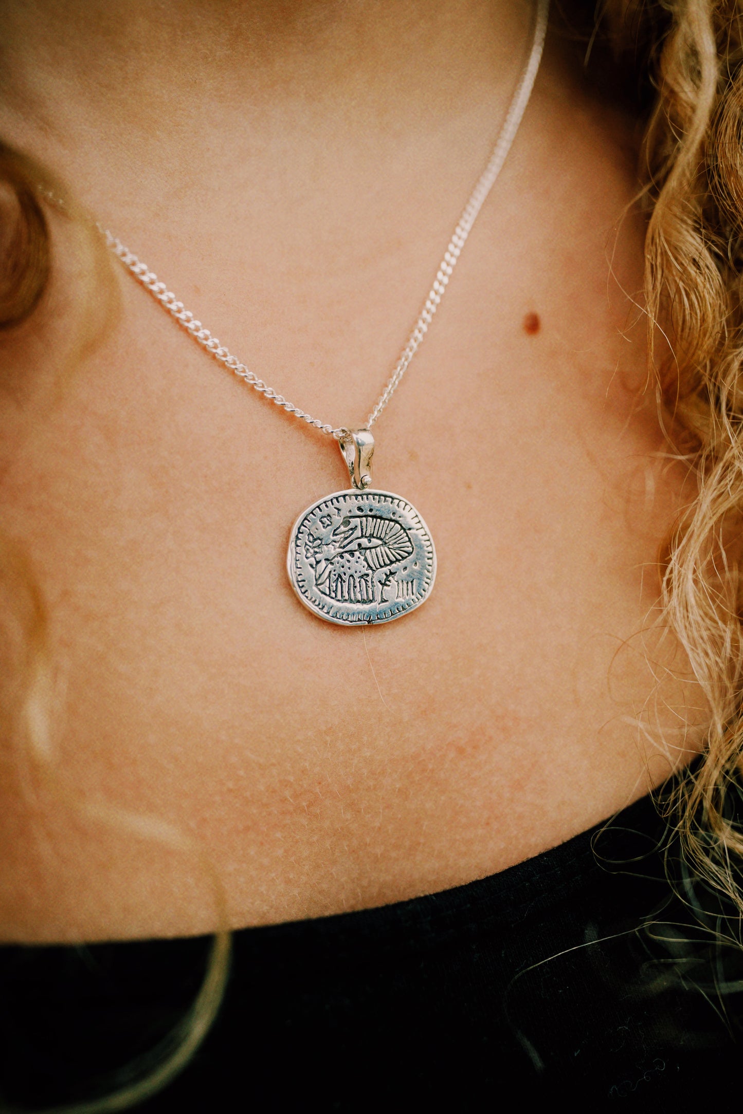 Arthur Longo 'Dino' Pendant